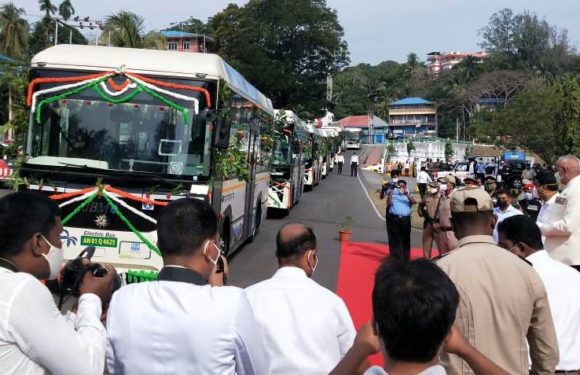 Andaman Lt Governor flags off electric buses; will curb pollution on island